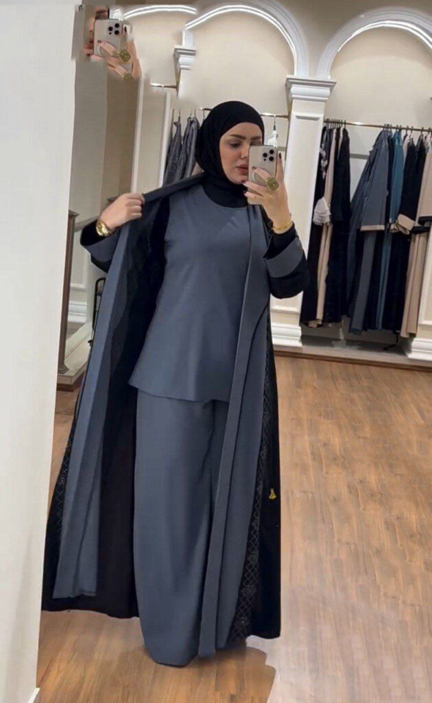 الملابس عباية - عباية